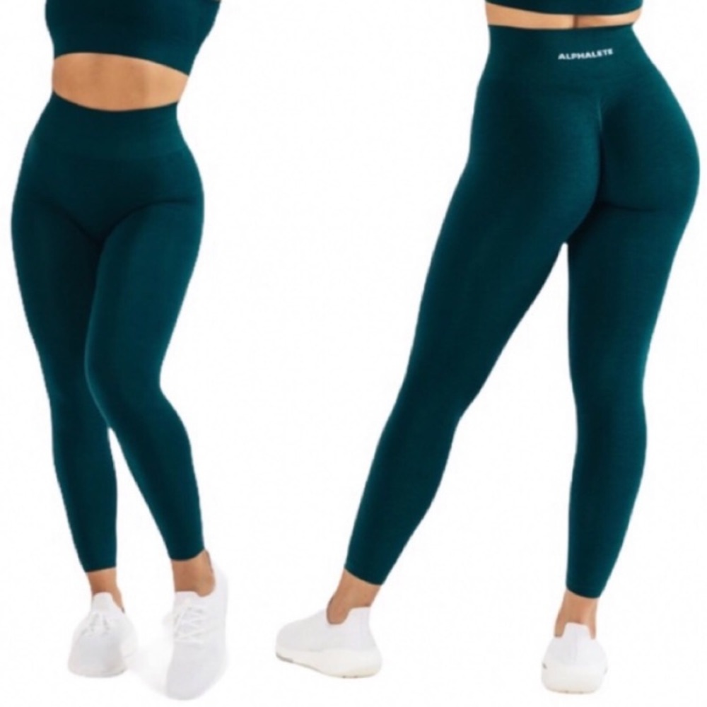 Alphalete Amplify Leggings in Teal size M